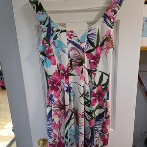 Boston Proper Vibrant Floral Midi Dress
